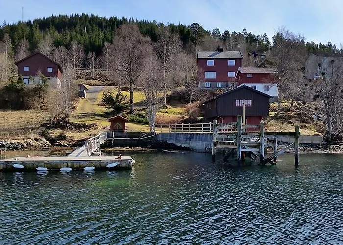 Casa de Férias Nesheim Cabin-by-the-sea Øygarden